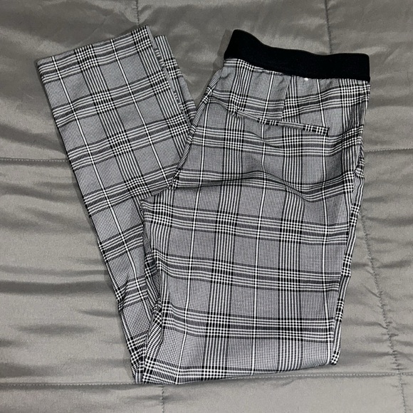 Medium H&M pants - Picture 3 of 3